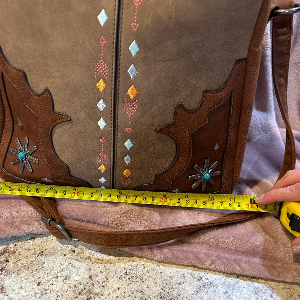 Catchfly Purse - Picture 2 of 10